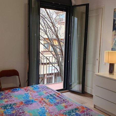 Apartamento Nuevo En Terrassa Centro Dış mekan fotoğraf