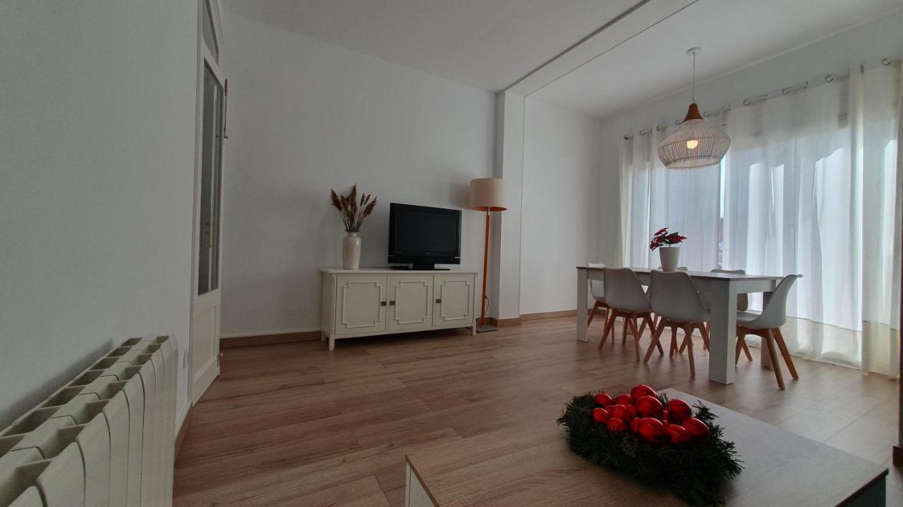 Apartamento Nuevo En Terrassa Centro Dış mekan fotoğraf