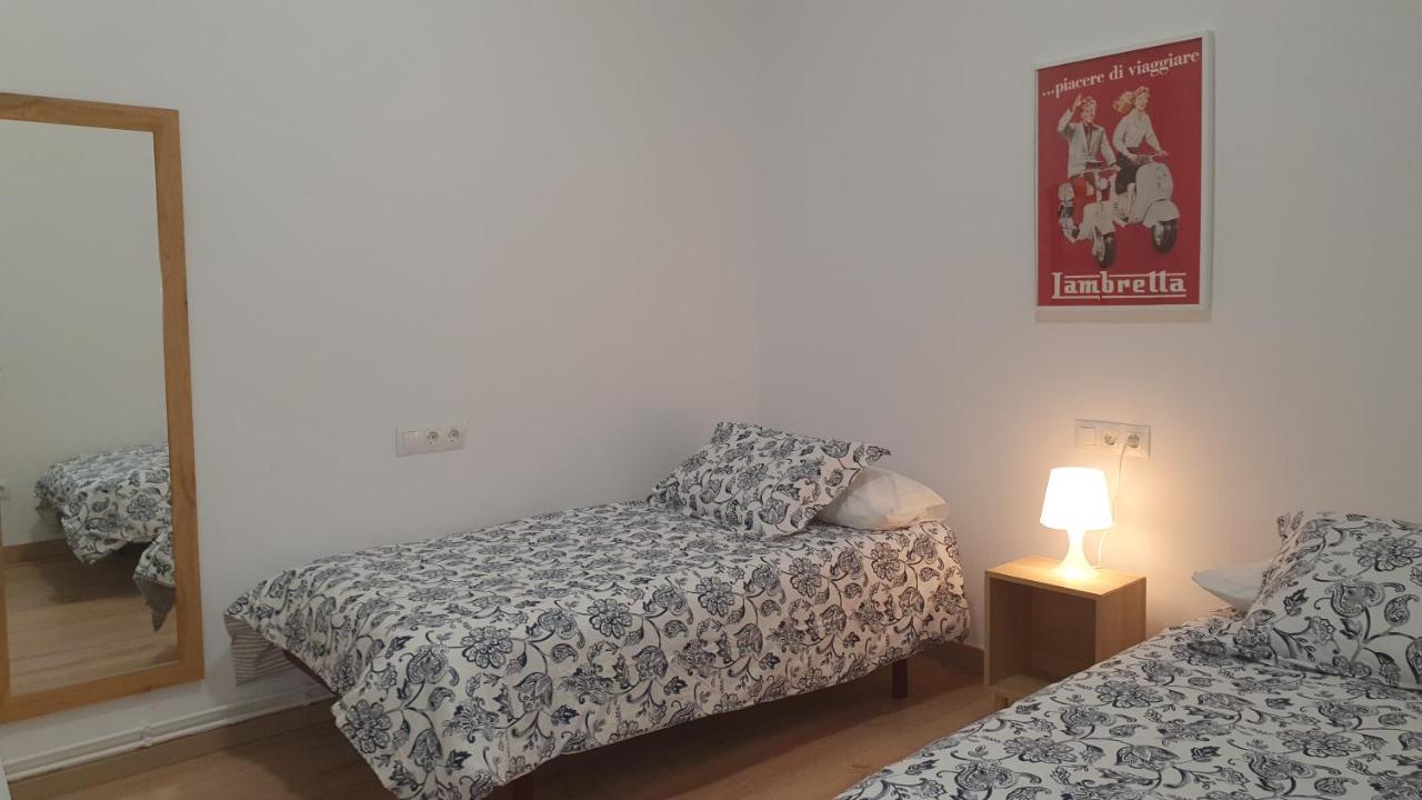 Apartamento Nuevo En Terrassa Centro Dış mekan fotoğraf